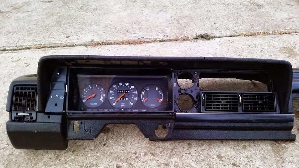 Volvo242 műszerfal